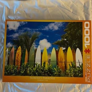 Jigsaw Puzzle “Surfer’s Paradise”.